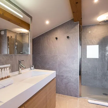 Apartamento Magnifique Duplex A Courchevel, Spacieux Et Moderne Pour 8 Personnes - Fr-1-563-134 *