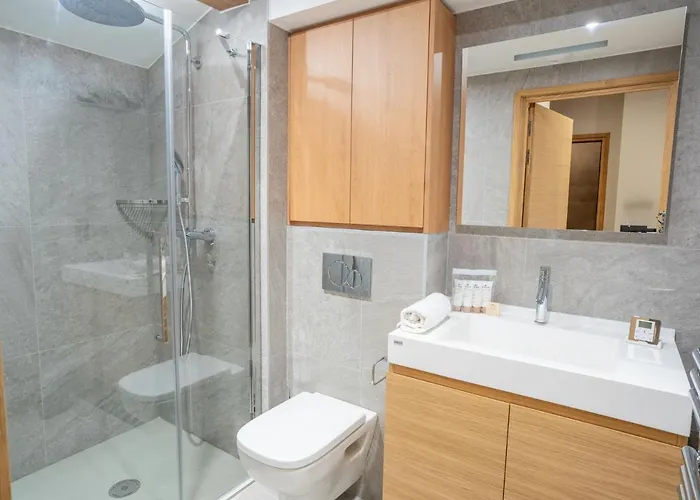 Magnifique Duplex A Courchevel, Spacieux Et Moderne Pour 8 Personnes - Fr-1-563-134